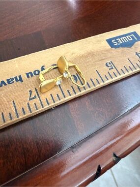 Vintage Gold Tone Earrings